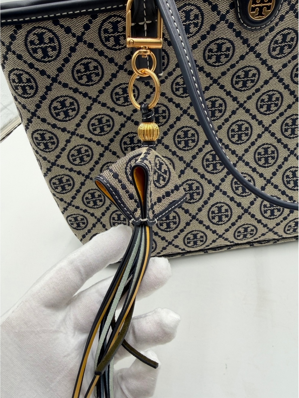 Tory Burch T MONOGRAM SMALL ZIP TOTE - Picture 7 of 14